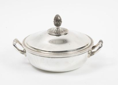 CHRISTOFLE 
Silver plated openwork vegetable dish decorated with leaves and flowers.

Signed,...