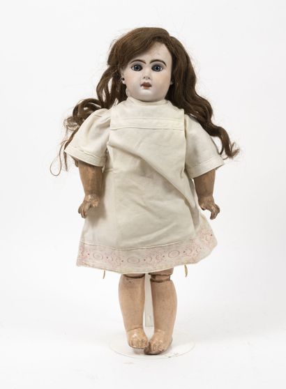 Doll, porcelain head of Jumeau type, mouth...