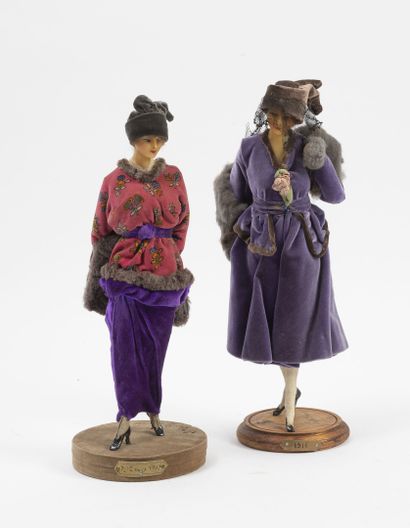 LAFITTE DESIRAT 1913 et 1916 Set of two wax face mannequins:

- Elegant in winter...
