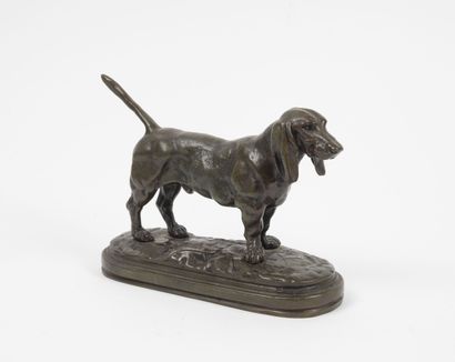 D'après Antoine-Louis BARYE (1795-1875) English Basset n°1.

Proof in bronze with...