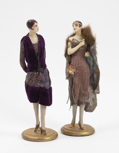 LAFITTE DESIRAT 1926 Lot of two dolls model in wax and skin: 

- Elegant in evening...