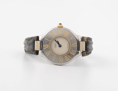 CARTIER, Must 21 Mixed bracelet watch. 

Round case in steel and gold-plated steel.

Large...