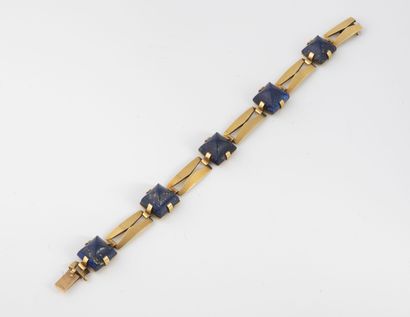 null Yellow gold (750) bracelet with rectangular openwork links alternating with...