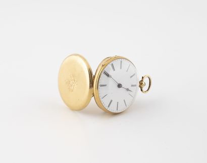 null Flat pocket watch in yellow gold (750).
Dial with white background, indexes...