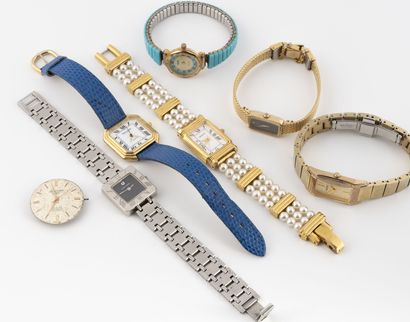 Charles JOURDAN, SEIKO, MONET, CLIO BLUE, PIERRE LANNIER... Lot de six montres bracelet...