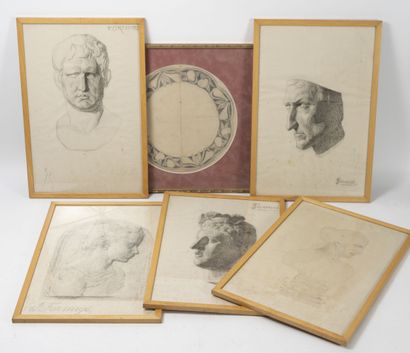 FORMIGE père ou fils Cinq études d'après des sculptures antiques.
Dessins au crayon.
Signés...