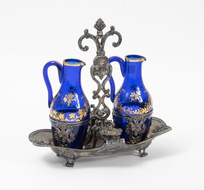null Silver (950) oil and vinegar cruet holder, decorated with bunches of grapes,...