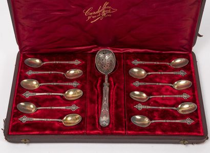 Maison CARDEILHAC Twelve silver tea spoons (950) white and gilded with stinger and...
