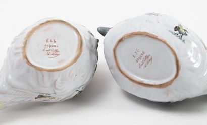 Etablissements GALLE Pair of sauce boats in the shape of hen and rooster in polychrome...