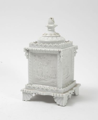 null Lithophanie in the shape of lantern of square section in white porcelain with...
