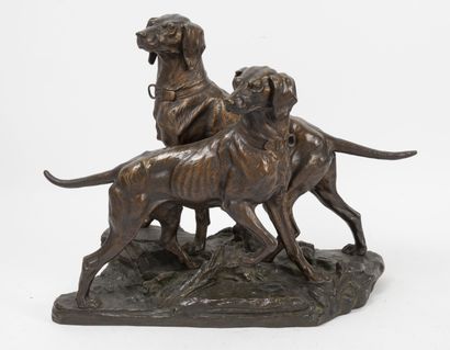 D'après Edouard DROUOT (1859-1945) Deux chiens de chasse. 
Epreuve en bronze à patine...
