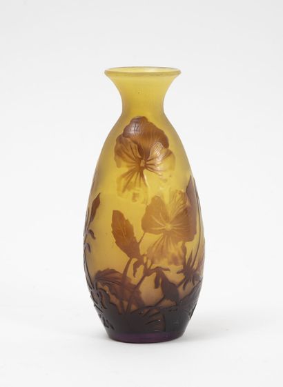 Etablissements GALLE Vase with slightly swollen body and small flared neck on flat...