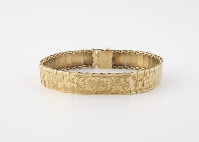 Bracelet ruban en or jaune (585) à décor...