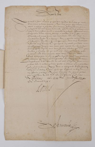 LOUIS XIII Deux lettres signées par les secrétaires de Louis XIII comprenant 
- une...