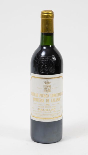 CHÂTEAU PICHON LONGUEVILLE COMTESSE DE LALANDE 1 bouteille, 1988.
GCC2 Pauillac.
Niveau...