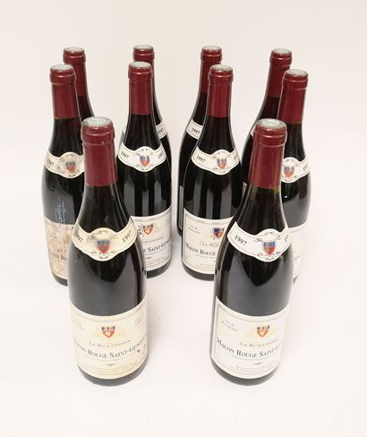 MAISON ROUGE SAINT-GENGOUX 10 bouteilles, 1997.
La Buxynoise.
Bon niveau.
Taches,...