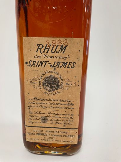 SAINT-JAMES Rum from the plantations.
1 Bottle.
High shoulder level.
Small wear to...