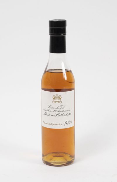 MARC DE L'AQUITAINE DE MOUTON ROTHSCHILD 1 bottle (35cl).
Numbered 77/500.
Slightly...