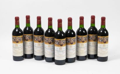 CHÂTEAU MOUTON ROTHSCHILD 9 bottles, 1987.
GCC1 Pauillac.
High shoulder and neck...
