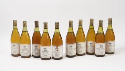 CHASSAGNE-MONTRACHAT 5 bouteilles, 1978.
Niveau bas.
Taches et frottements aux étiquettes.
Frottements...