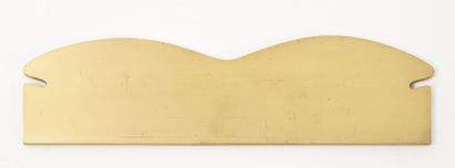 Jean LEGROS (1917-1981) Relief.
Brass.
Not signed.
8 x 29 cm.
Scratches.
Base.