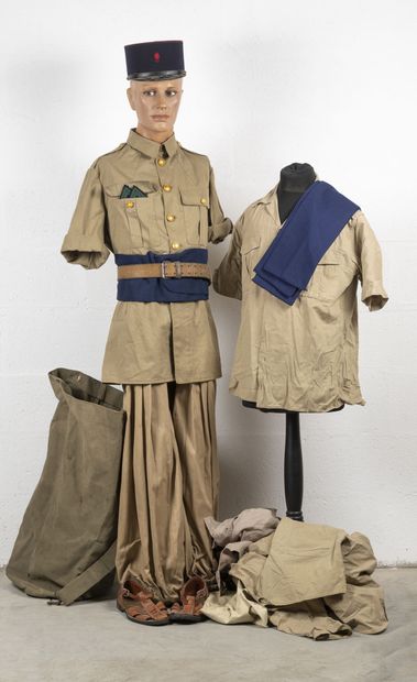 Mannequin of non-commissioned officer of...