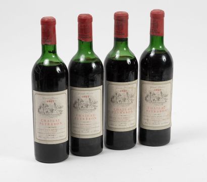 CHÂTEAU PEYRABON 4 bouteilles, 1962.
Haut-Médoc.
Niveau basse épaule.
Frottements...