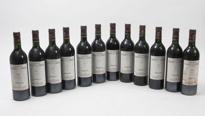 CHÂTEAU MARQUIS DE TERNE 12 bouteilles, 1988.
GCC 4 Margaux.
Niveaux haute épaule...
