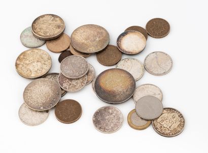 FRANCE Lot de pièces en argent : 
- 2 x 10 francs Hercule et 2 x 50 francs Hercule...