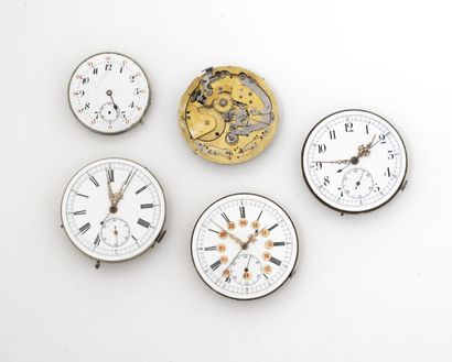 null Batch of ringing pocket watch parts (dials, hands, movements...):
- 5 movements.
Damage...