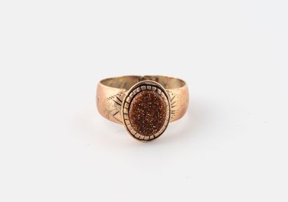 Pink gold (375) ring set with a brown aventurine...