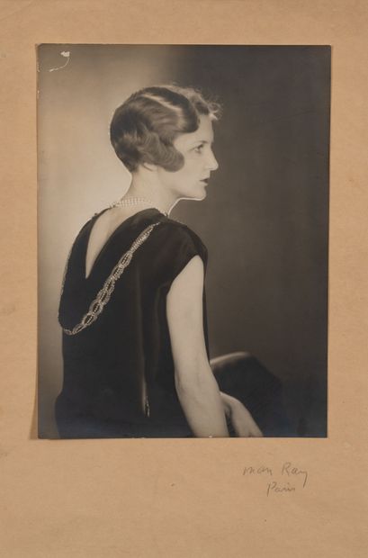 MAN RAY (1890-1976) Profile of a young woman, circa 1925/30.
Original silver print...