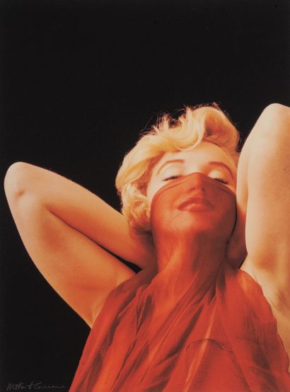 Milton H. GREENE (1922-1985), d'après Marilyn Monroe with red veil, 2002. 
Print...