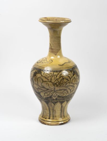 Baluster vase, 1991.
Enameled terra cotta.
Signed...