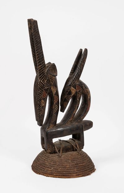 MALI, Bambara, style Segou Masque-cimier Ciwara figurant une antilope-cheval, avec...