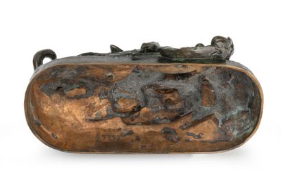 D'après Antoine Louis BARYE (1796-1875) Ocelot emportant un héron.
Epreuve en bronze...