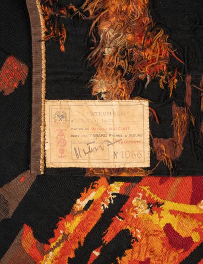 Mathieu MATÉGOT (1910-2001) Stromboli.
Tapisserie en laine polychrome.
Signée en...