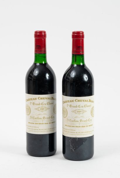 CHÂTEAU CHEVAL BLANC 2 bouteilles, 1989.
GCC1 (A) Saint-Emilion.
Niveau goulot -...