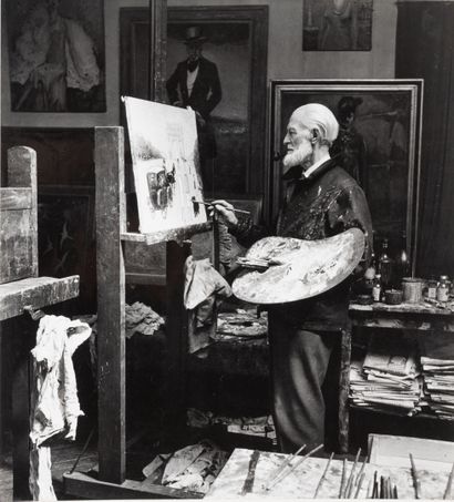 Willy MAYWALD (1907-1985) Kees Van Dongen dans son atelier, 1955.
Épreuve argentique,... Gazette Drouot