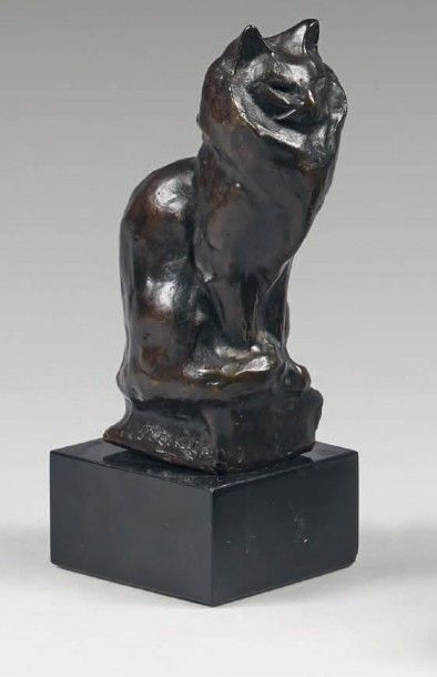Théophile Steinlen (1859-1923) Chat assis. Epreuve en bronze à patine noire, signée...