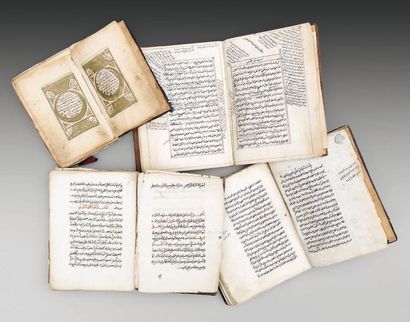 Afrique du Nord et Proche Orient, fin du XIXème siècle Lot de quatre manuscrits composites...
