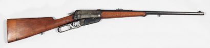 null Carabine Winchester modèle 1895, calibre 405 WCF. Canon rond. Crosse en noyer...