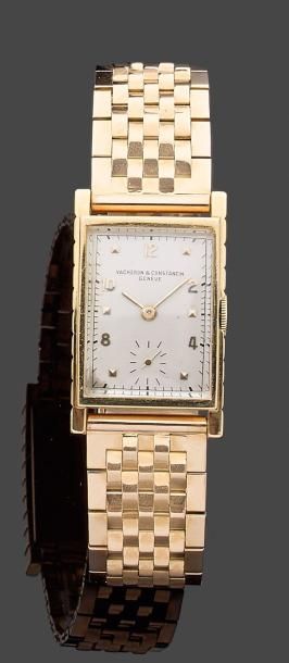 VACHERON & CONSTANTIN Genève Montre bracelet d'homme. Boîtier rectangulaire en or...
