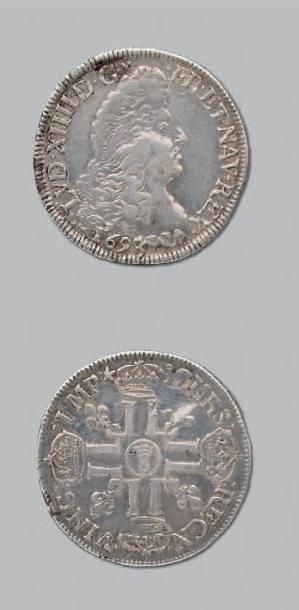 15 monnaies en argent de Louis XIV. - Ecu:...