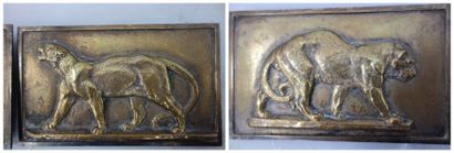 D'après Antoine-Louis BARYE (1796-1875) Deux bas-reliefs. Epreuves en bronze doré...