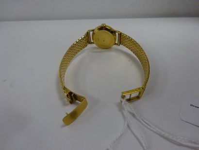 JAEGER Montre bracelet en or jaune (750), boitier rond, cadran à index bâtons appliqués...