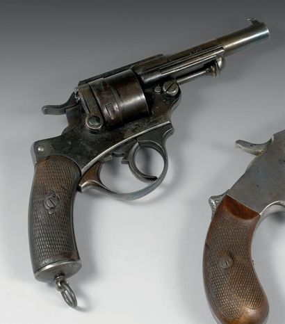 MANUFACTURE D'ARMES DE SAINT ETIENNE Revolver d'ordonnance, modèle 1873.
Fabrication...