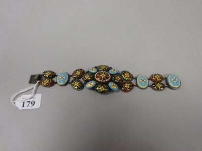 null Bracelet en argent (925) articulé orné d'émaux bressans ovales polychromes formant...