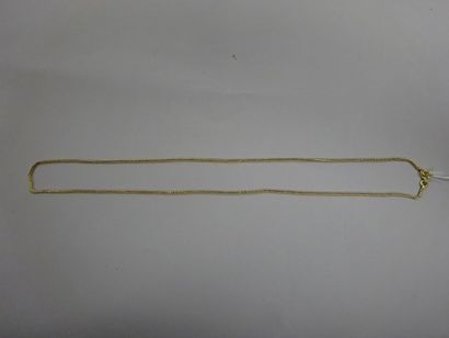 null Chaine de cou en or jaune (750). 

L: 57 cm. 

Poids: 8 g. 