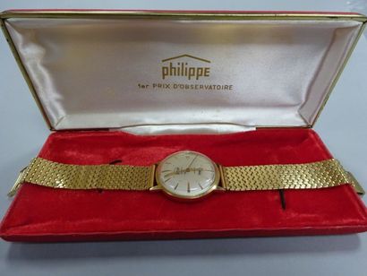 null PHILIPPE

Montre bracelet d'homme en or jaune (750), boitier rond, cadran à...